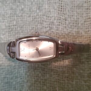 Anne Klein 10/6739 Quartz Analog Women's Watch Sz. 5 3/4"